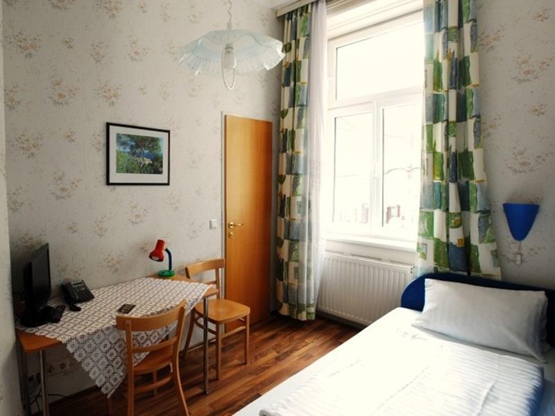 Hotel Pension Arpi Vienne Extérieur photo