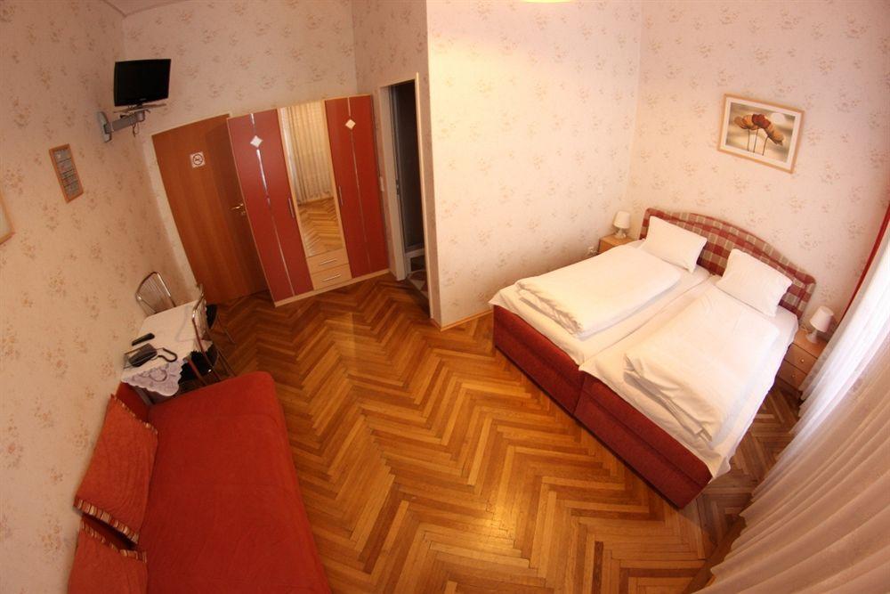 Hotel Pension Arpi Vienne Extérieur photo