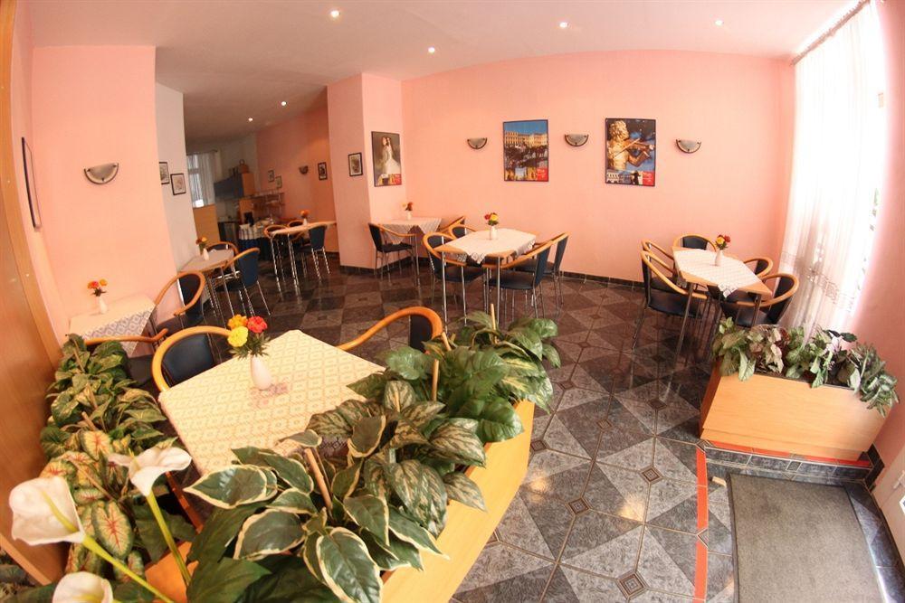 Hotel Pension Arpi Vienne Extérieur photo