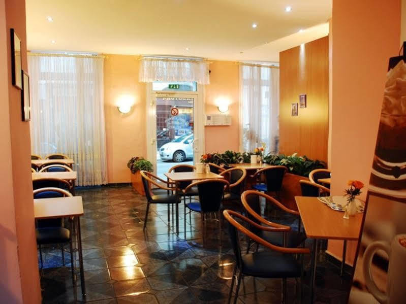 Hotel Pension Arpi Vienne Extérieur photo